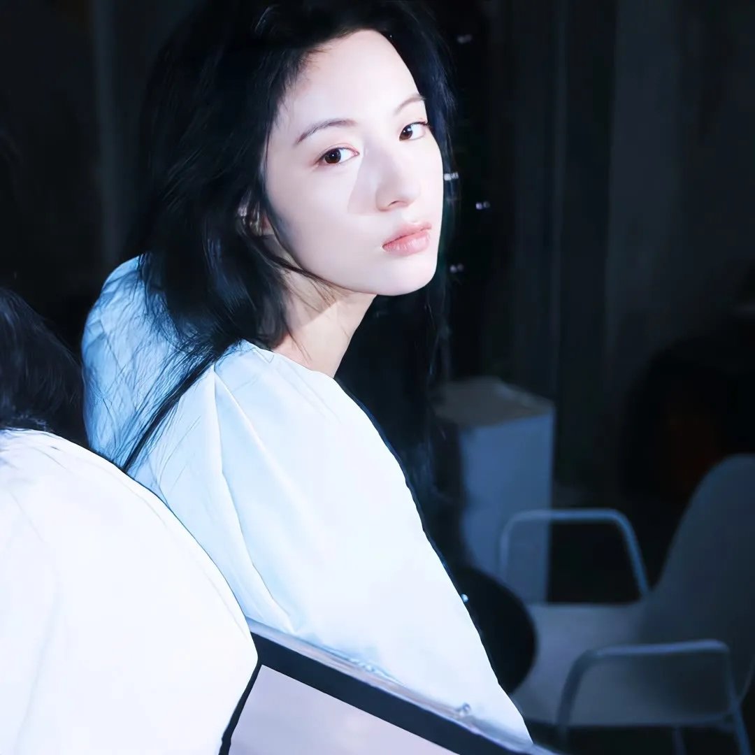 重回职场,我在隔壁当老大